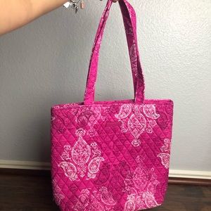 Vera Bradley Women’s Handbag 🤩
